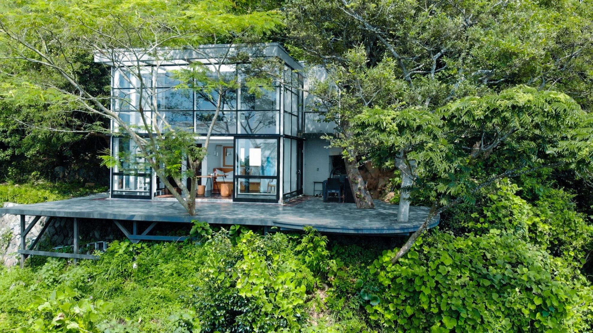 Izu Cliff House