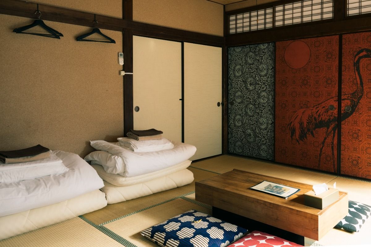 #203 Family room - 4