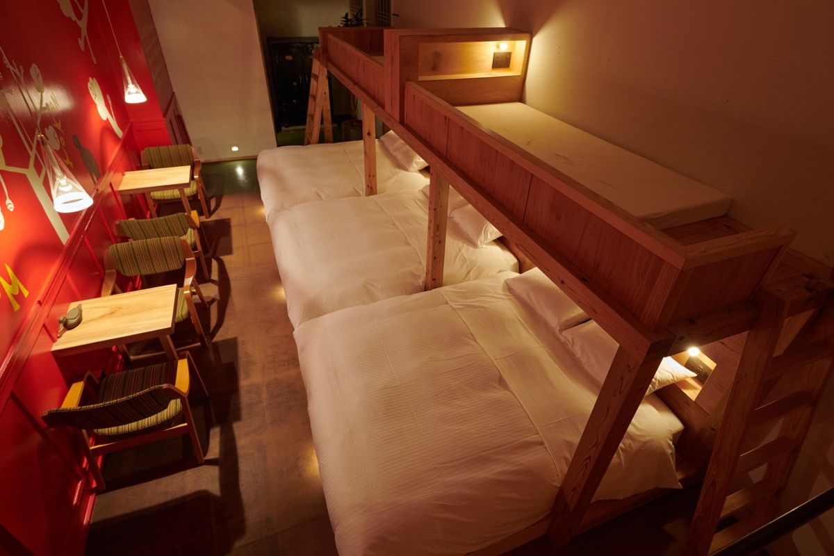 RYOKAN PLUM