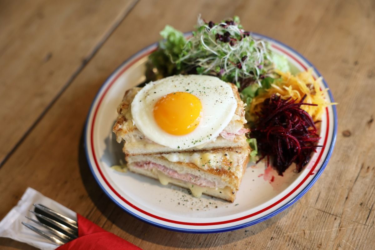 With Apéro's breakfast/brunch