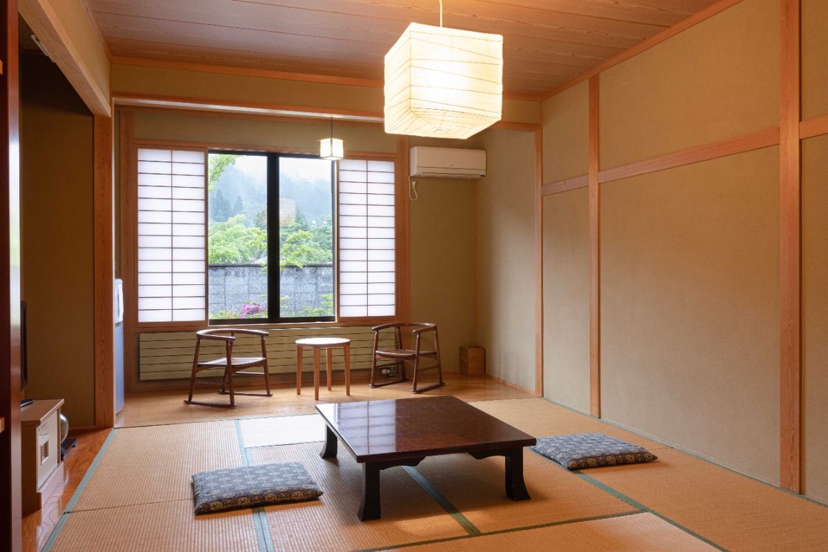 本館和室（45㎡）