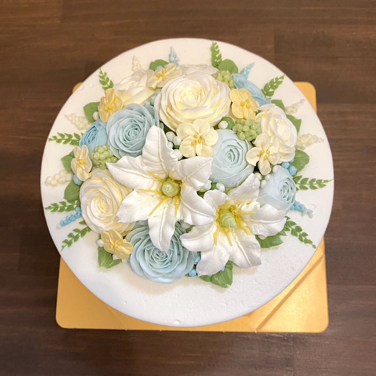 Accommodation plan with cakeworks kinpika flower cake - 3