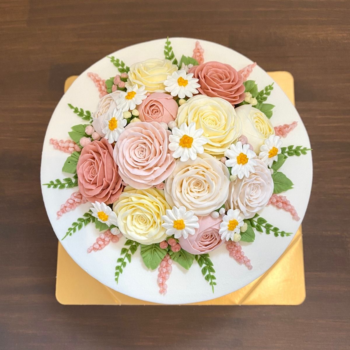 Accommodation plan with cakeworks kinpika flower cake - 5