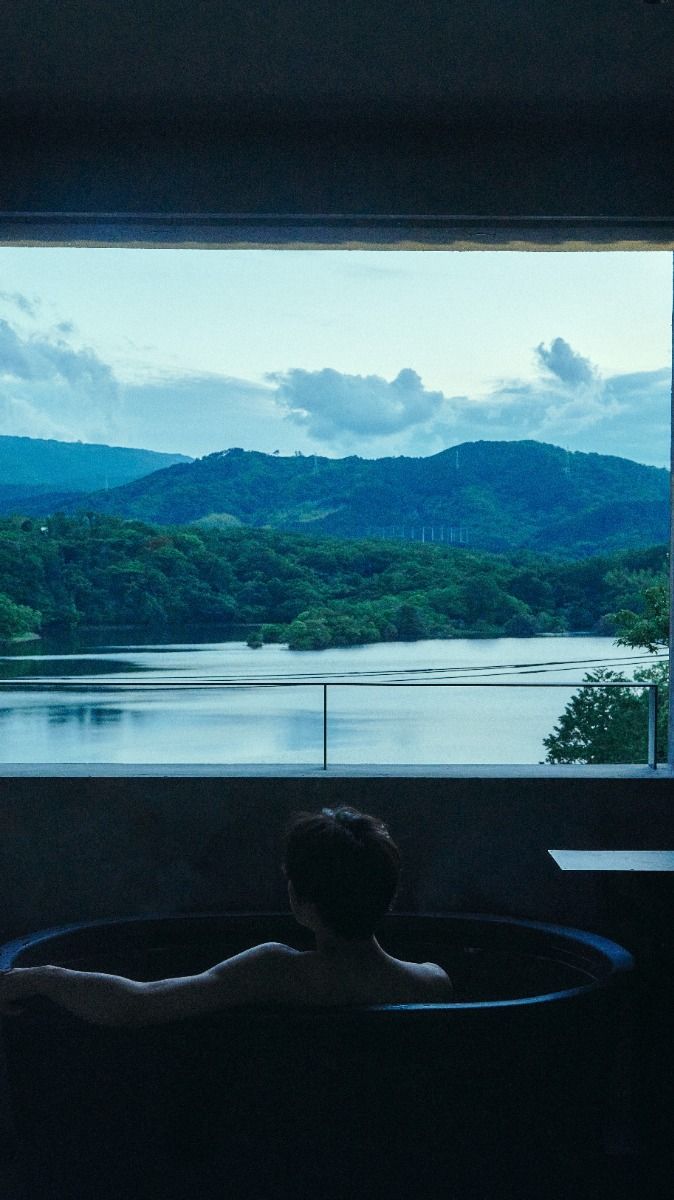 【プレミアダブル】 湖を望む部屋風呂 半露天加温源泉掛流し - 2