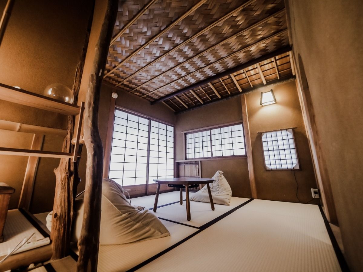 Room2