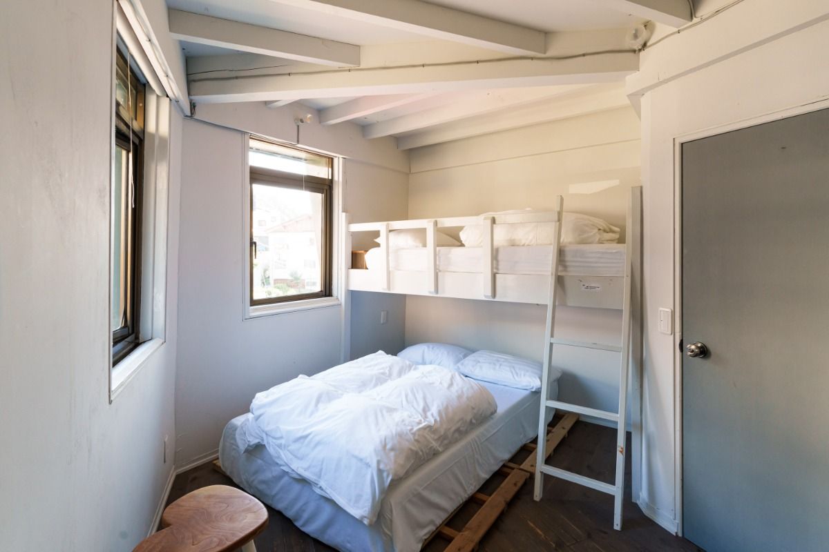 Room2