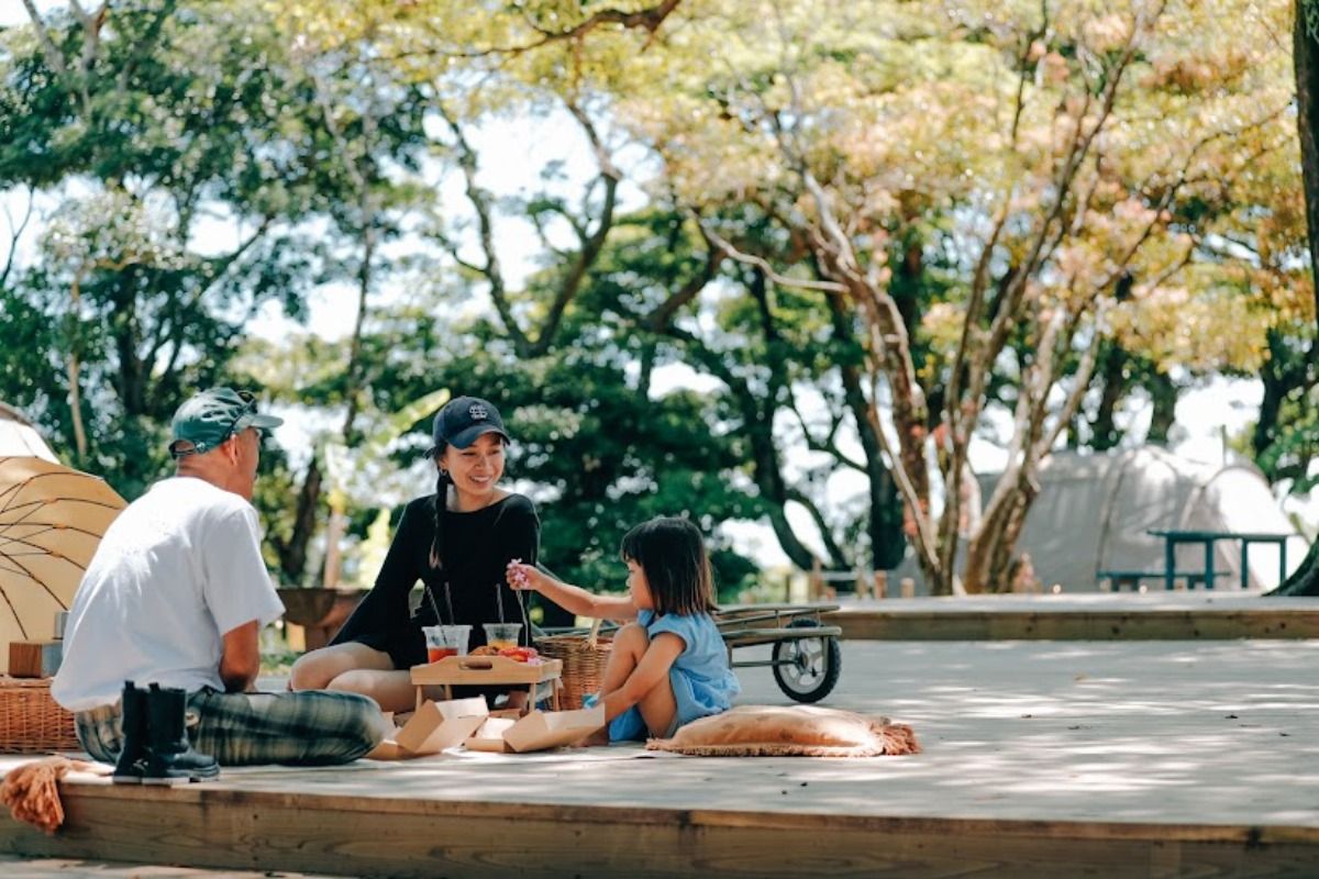 AOSHIMA PICNIC CLUB - 18