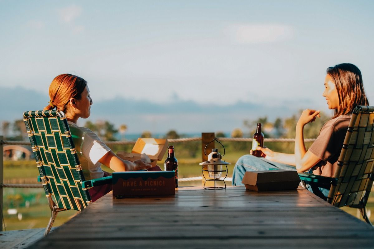 AOSHIMA PICNIC CLUB