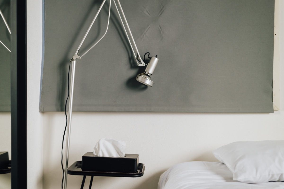 Modern Queen Room - 4