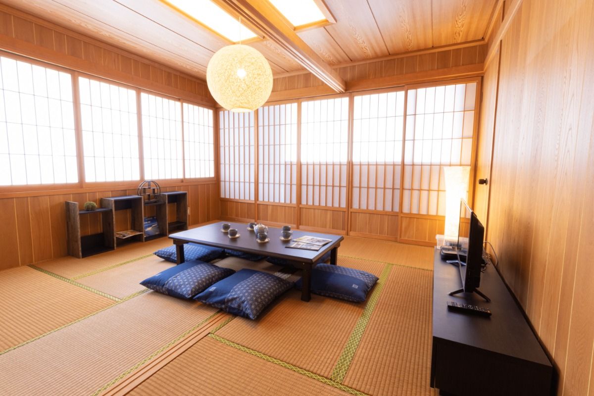 CORE HOUSE 3F