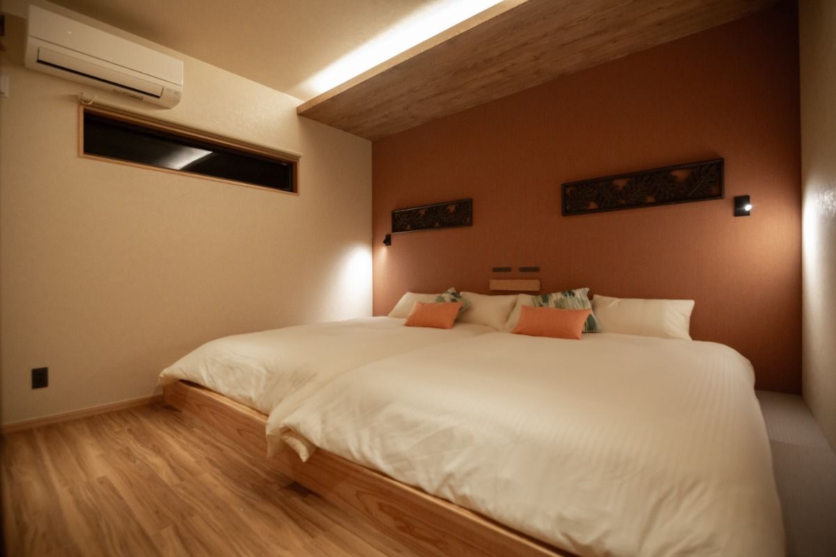 Room 01 - 9