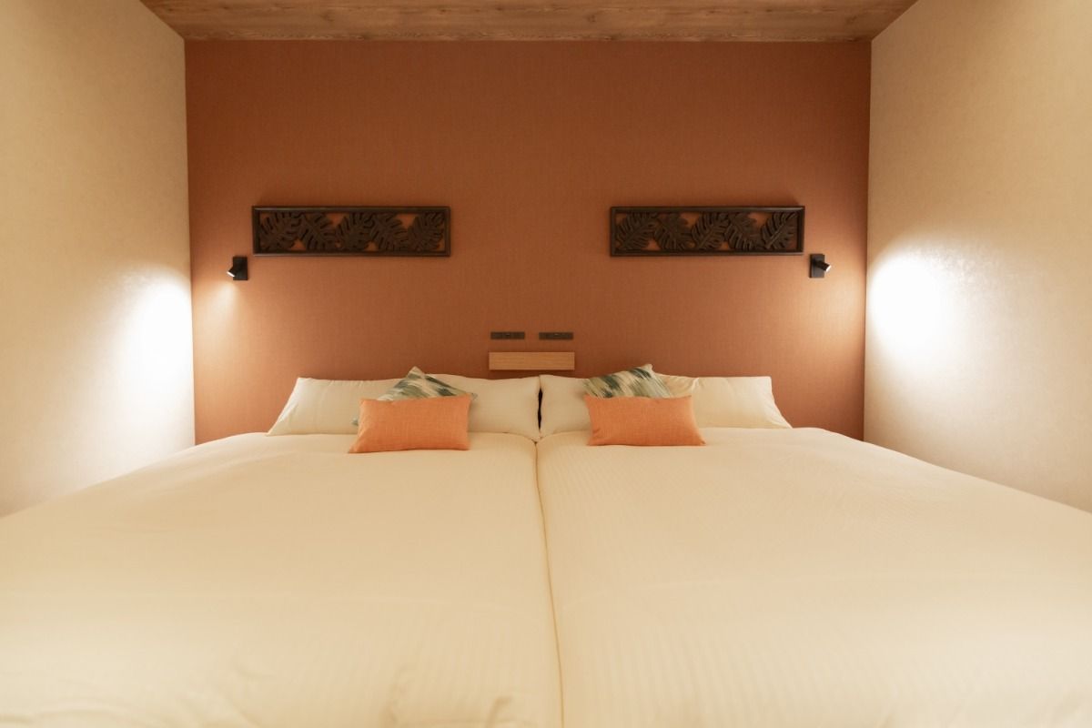Room 01 - 11