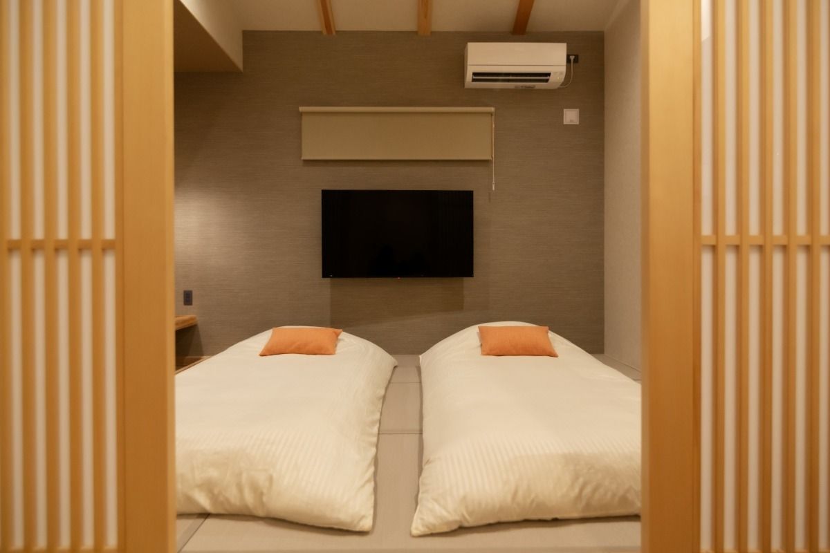 Room 01 - 13