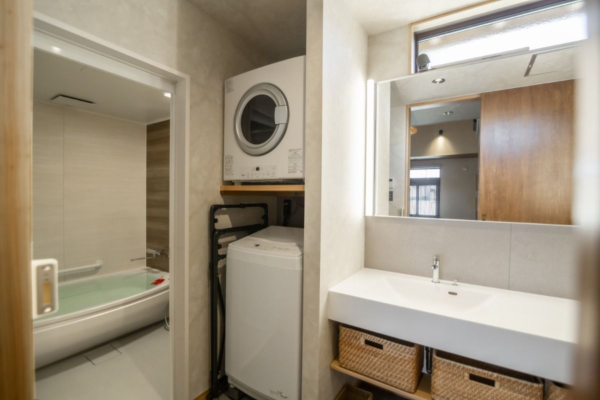 Room 01 - 21