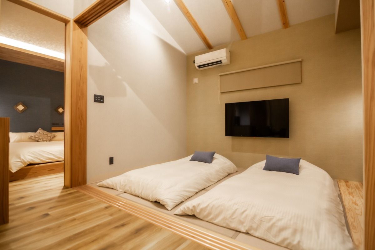 Room 02 - 17