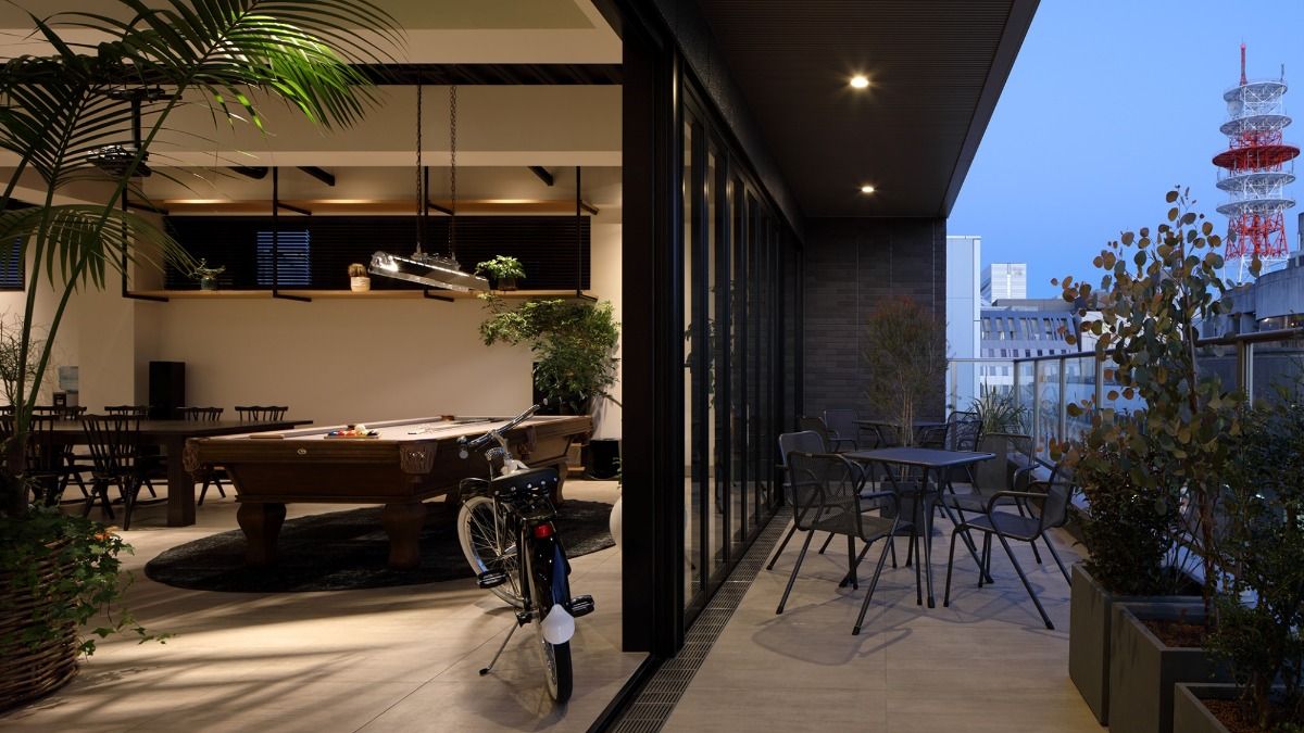 H HOTEL - 6