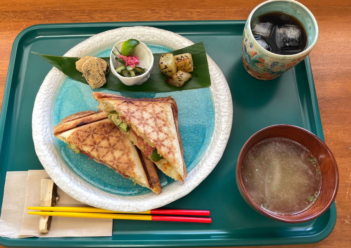 【定番・朝食付き】島豆腐フムスのホットサンドで目覚める朝 - 5
