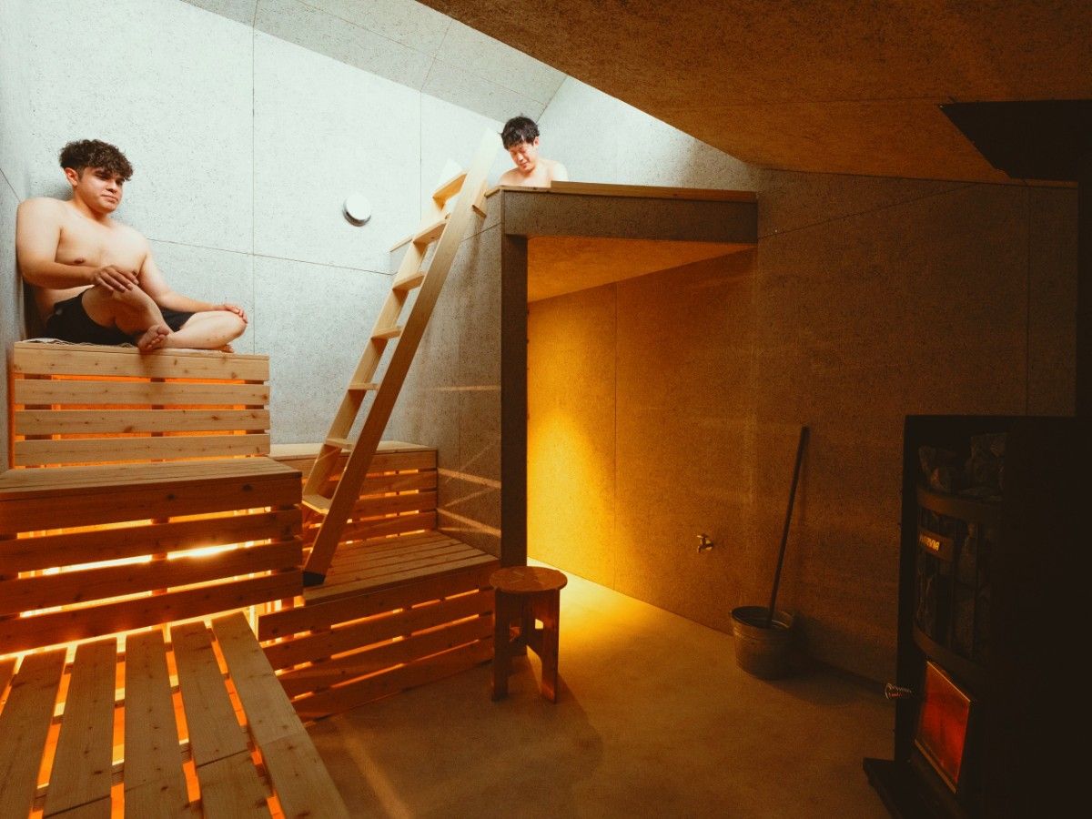 WALLOWS sauna & diner - 2
