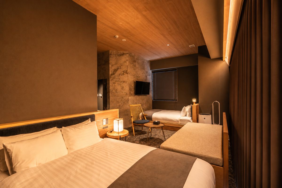 HOTEL TOMOS ASAKUSA