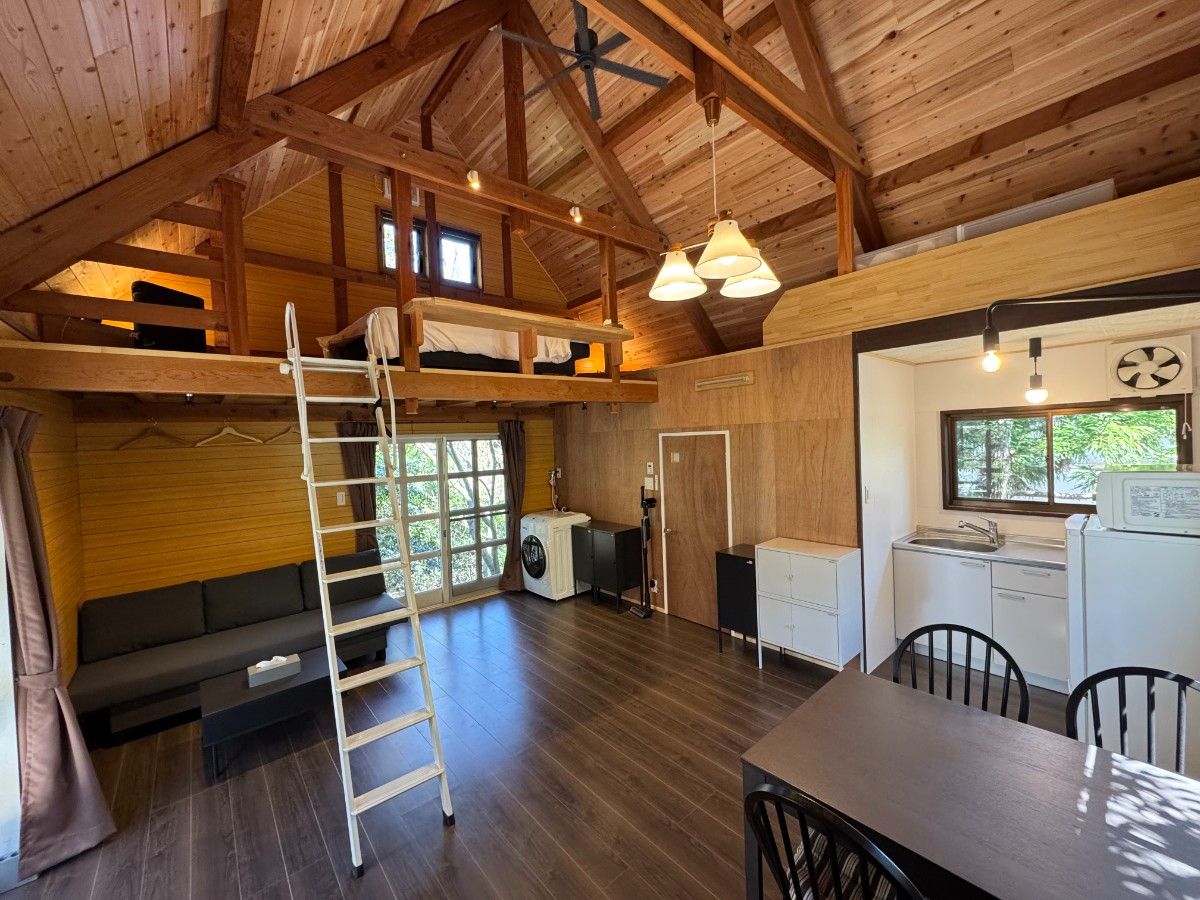 FOREST LODGE guri ROOM