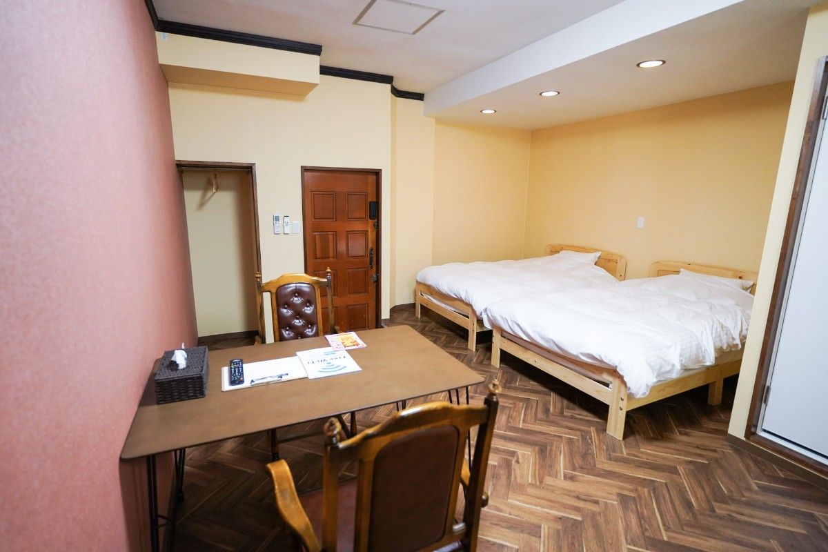 GOOD OLD HOTEL - 5