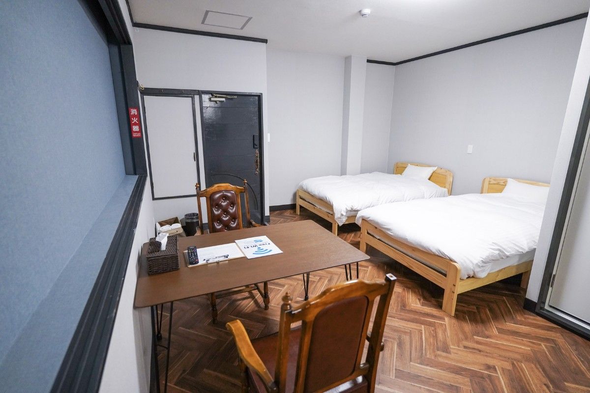 GOOD OLD HOTEL - 8