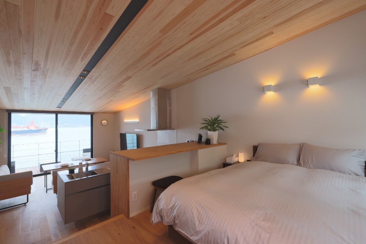 ROOM A - 4