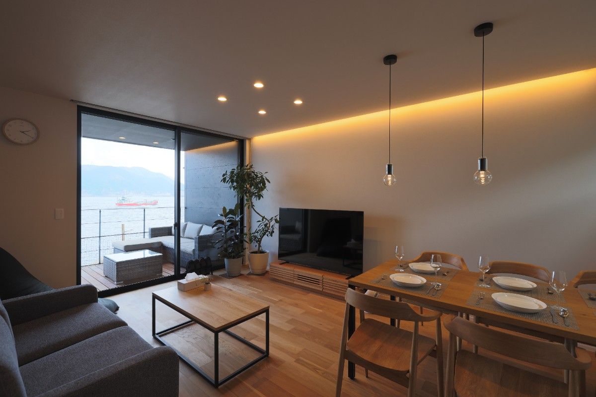 ROOM B
