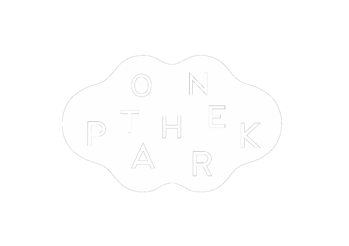 ON THE PARK  トレーラーハウス
