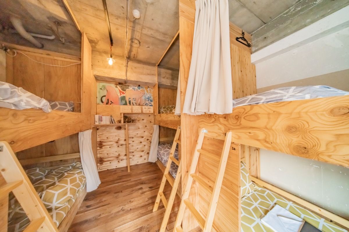 Female Dormitory / 女性専用ドミトリー