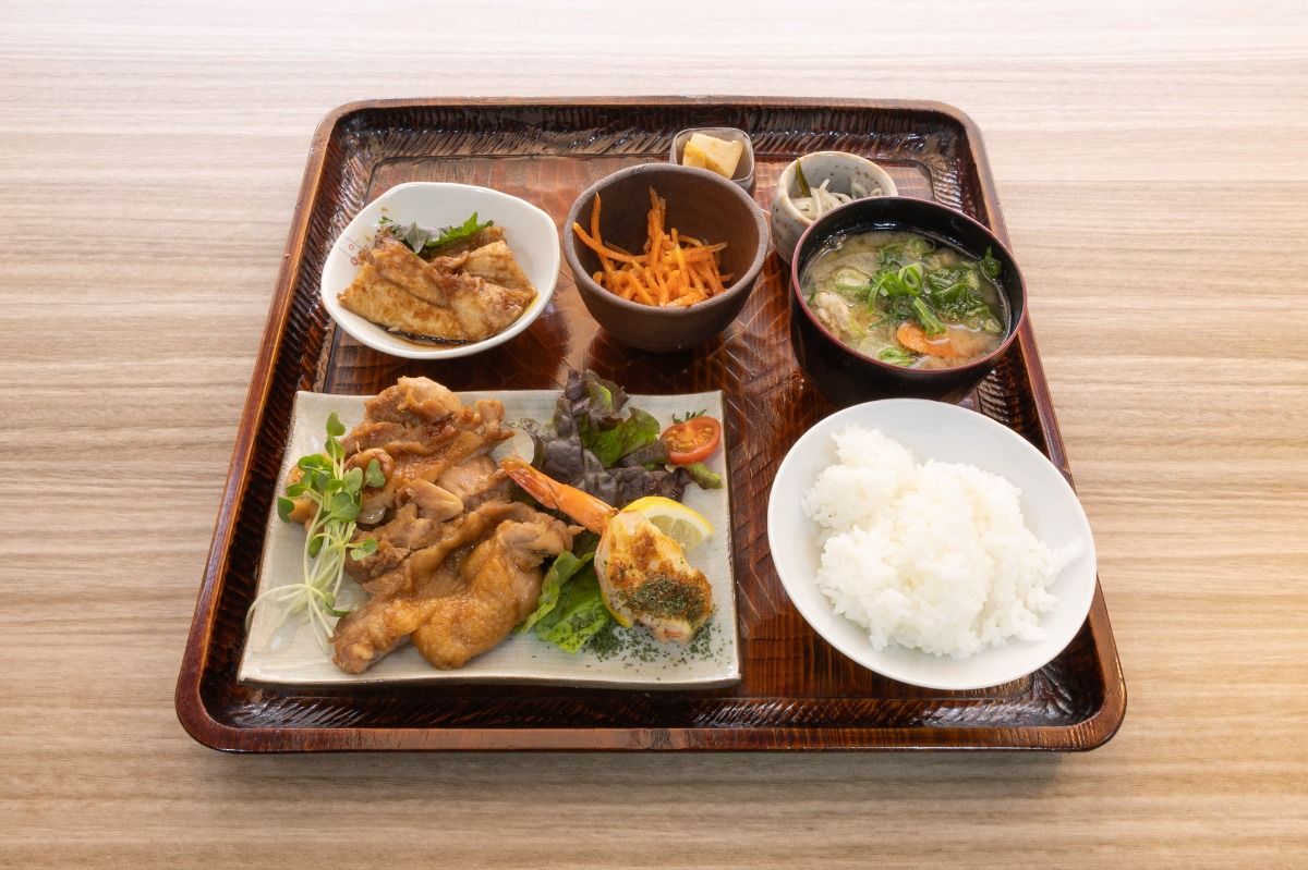 MEALS
