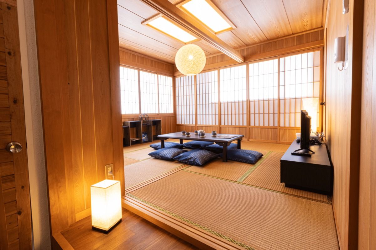 CORE HOUSE 3F