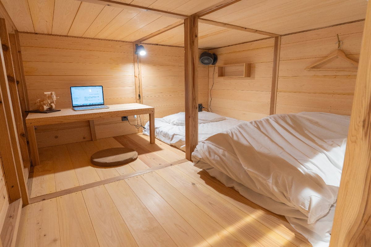 BUNK ROOM - 2
