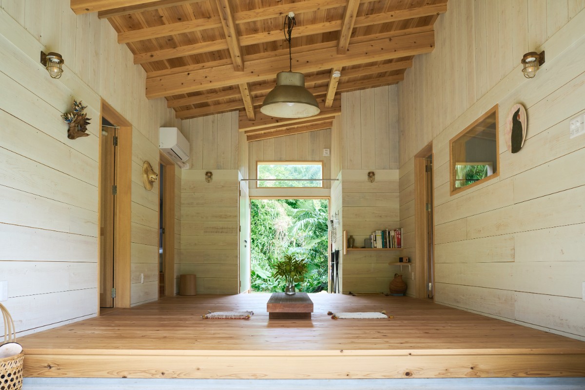 芭蕉の家/タビビトの家