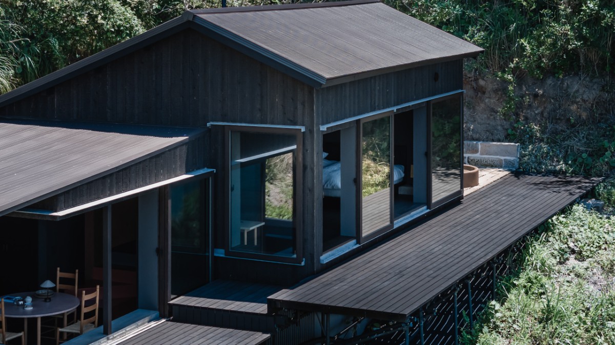 Cliff Cabin  - 6
