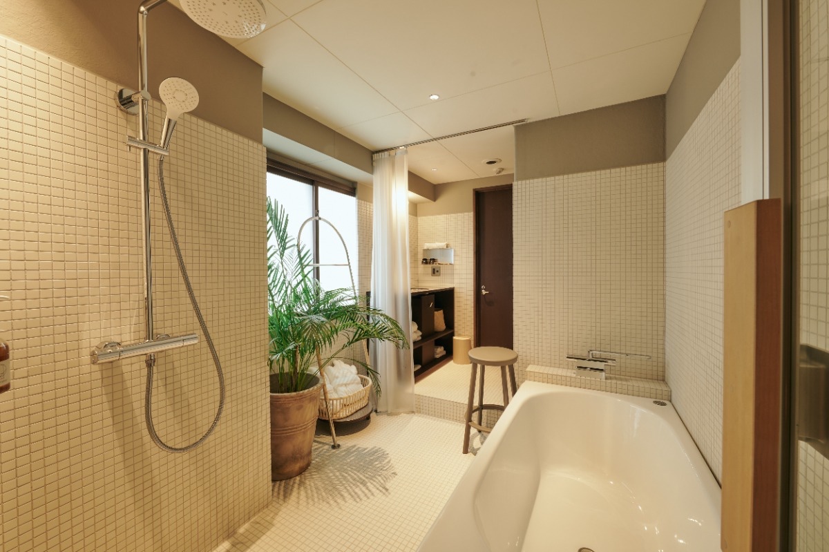 Sauna Suite – High Floor - 5