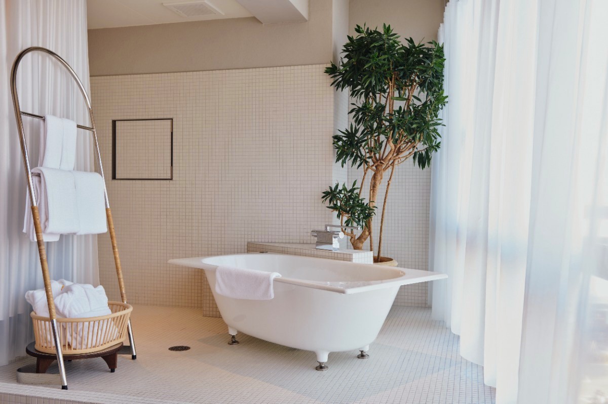 City View Suite – High Floor - 2