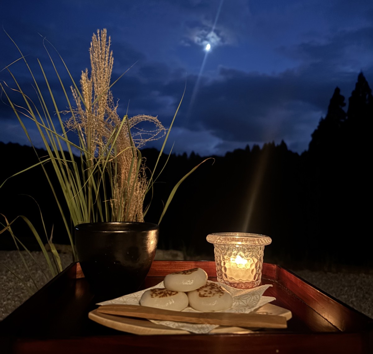 【秋季限定】月を眺め、秋を味わう。古民家で過ごすお月見の夜