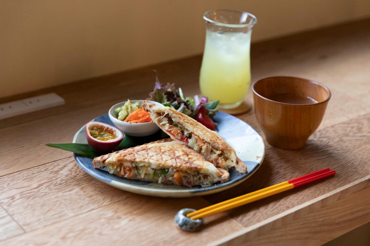 BUNAGAYA | 喜如嘉翔学校の宿