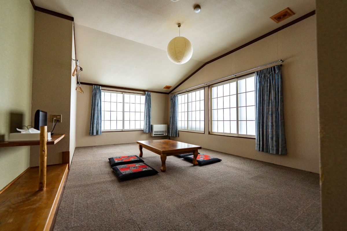 Room only – Japanese-style room with shared bath and toilet