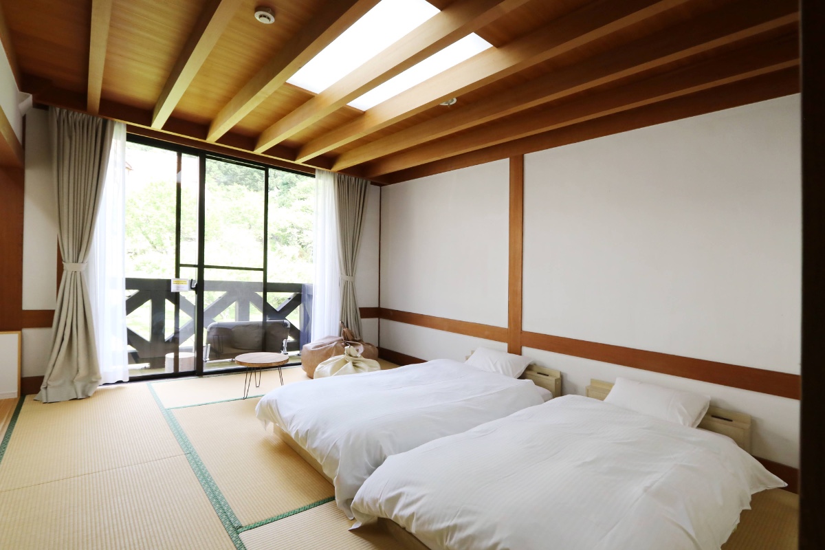 トマルカフェSANKAKU