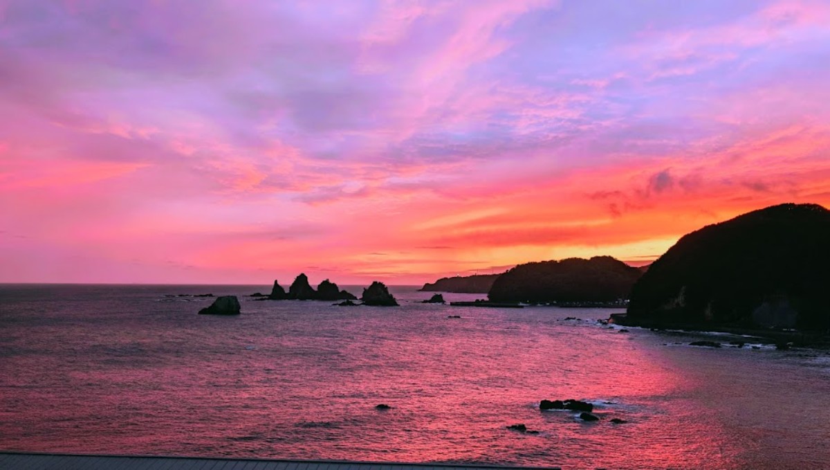  目の前は海だけ 夕日 星空の特等席 独り占め 灯り職人の家 - 5