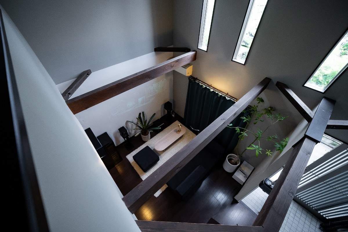 Lucid - 13