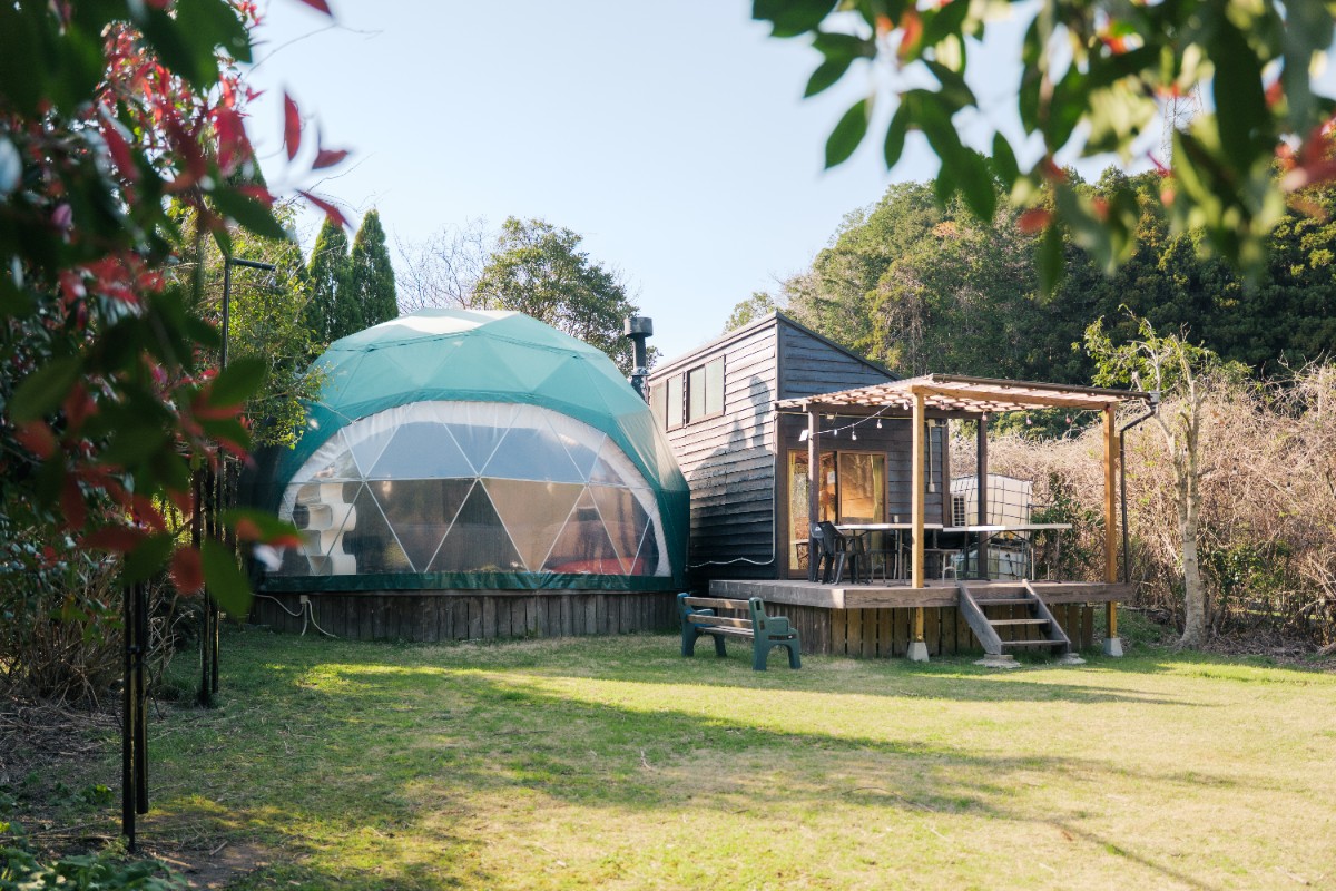 Dome Glamp
