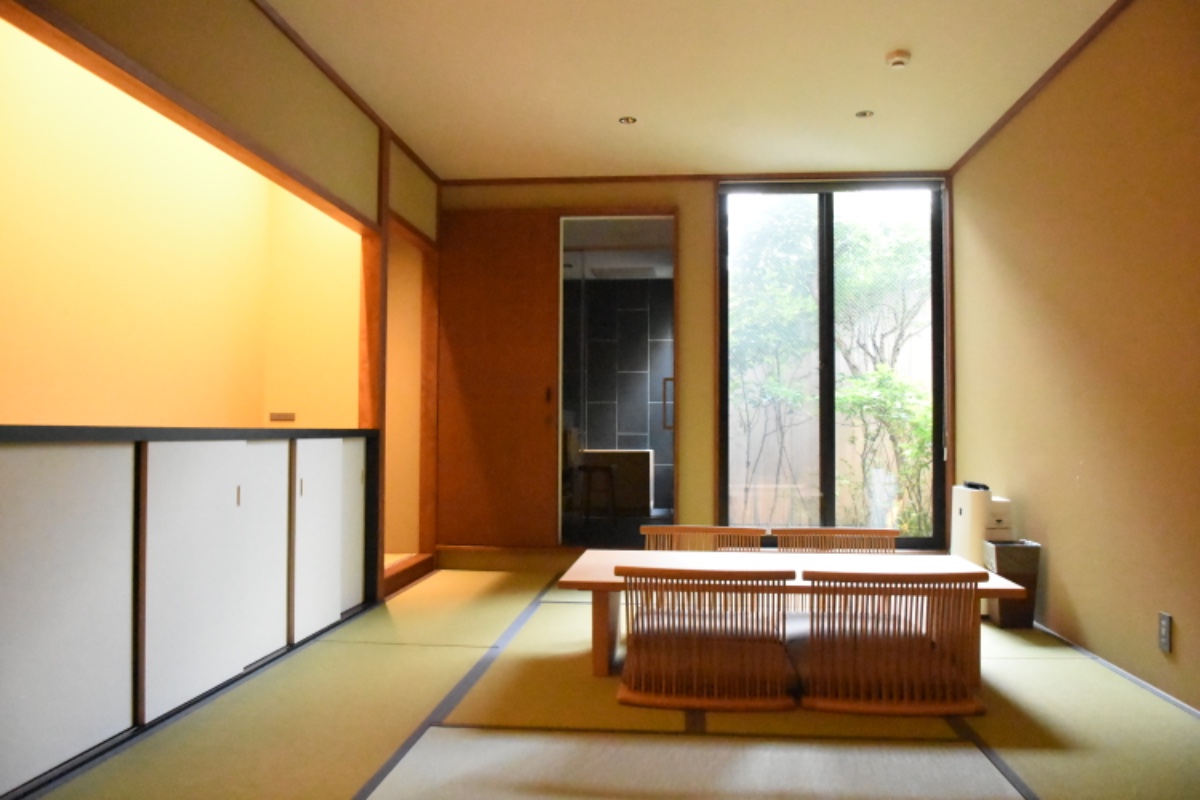 637・220