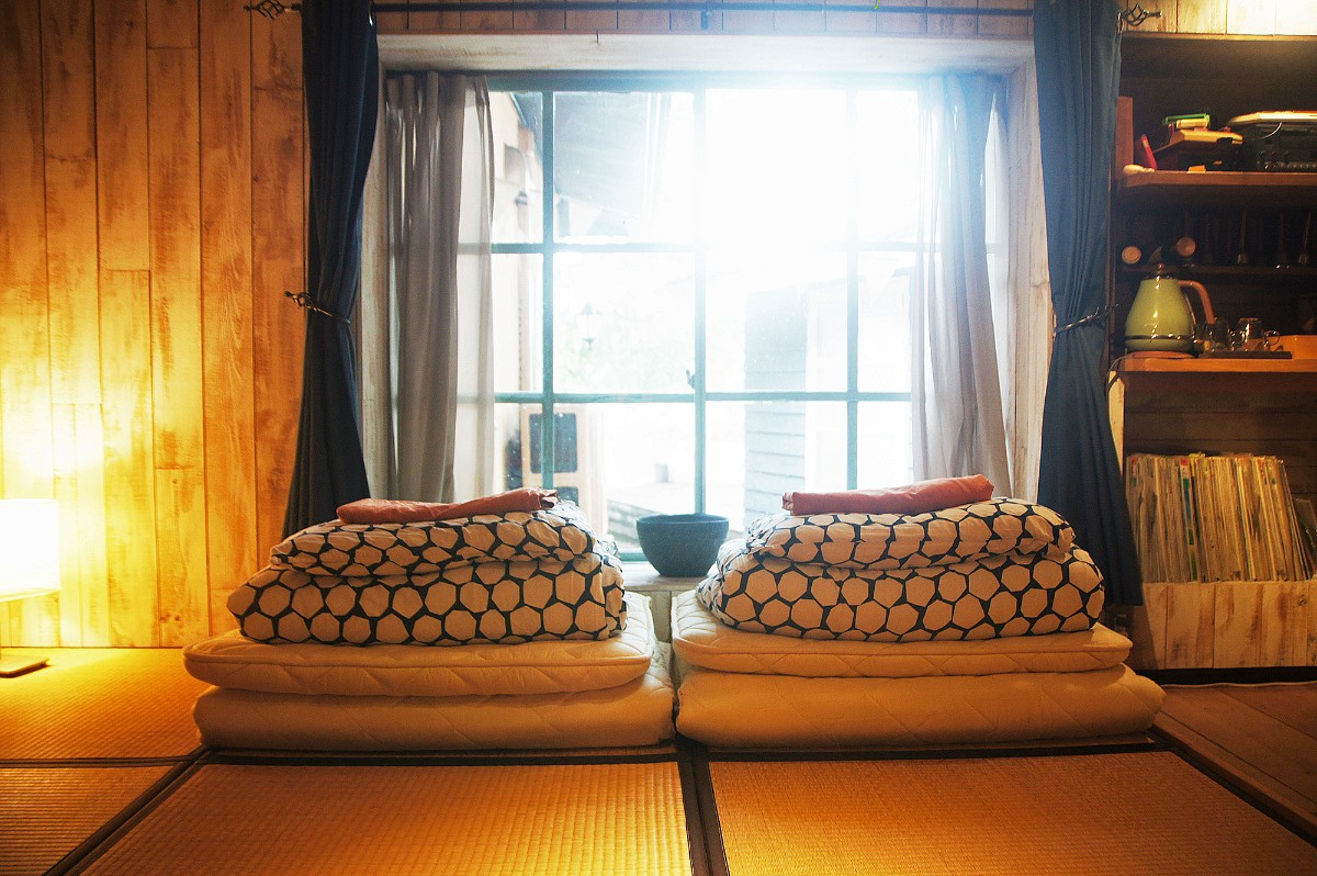 Brown Room - 4