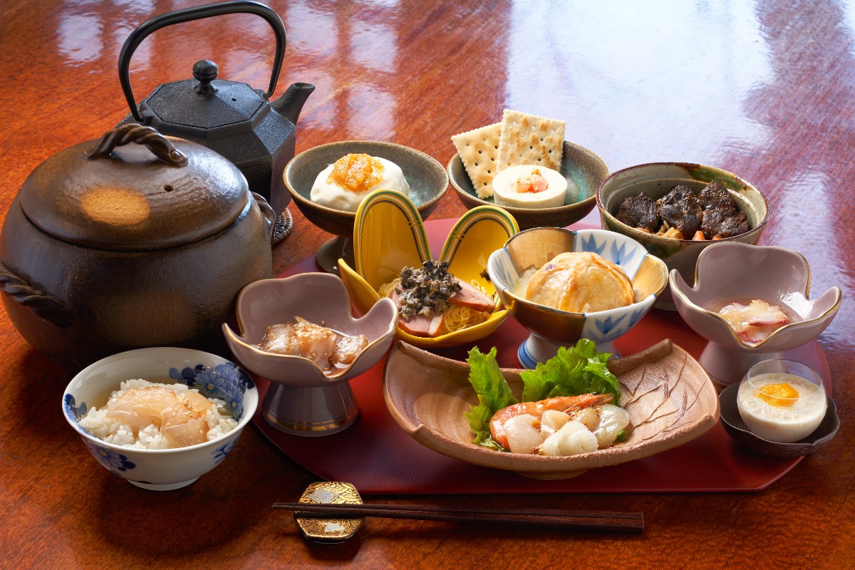 ONEYA dinner