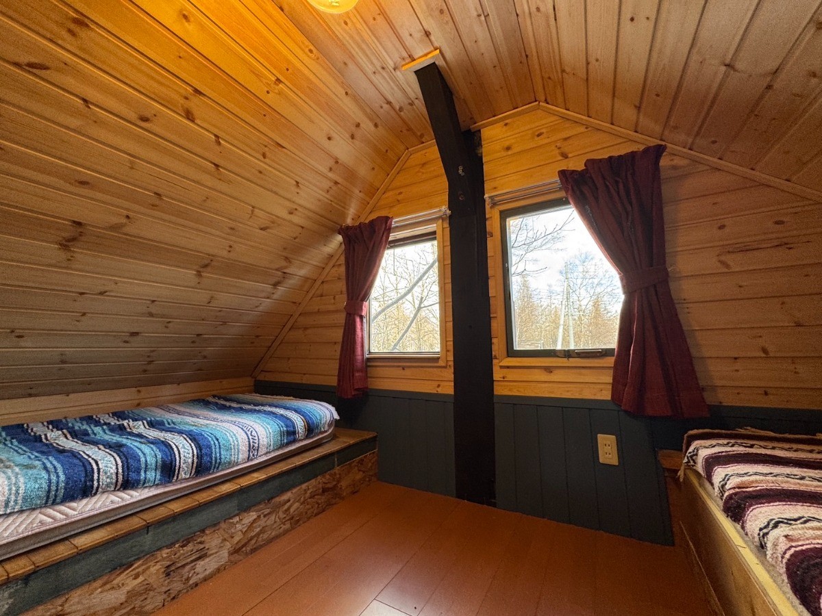 山小屋バンガロー
